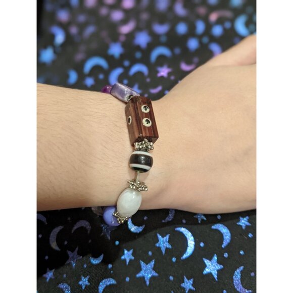 Small Purple Glass Beaded Children's Bracelet - Picture 1 of 4